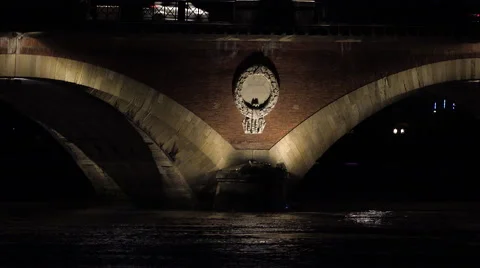 Old Bridge of Bordeaux at night Video stock 55867844