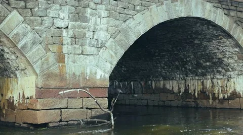Old bridge Video stock 68204519