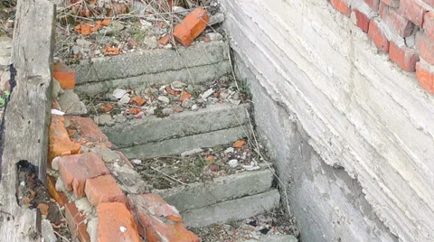 Old broken staircase Vidéo 57322830