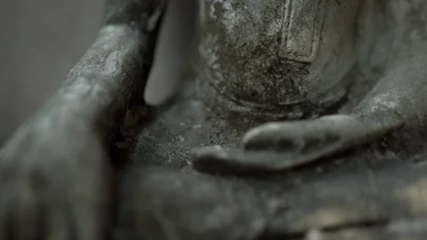 Old buddha statue. Stock Footage 126394556