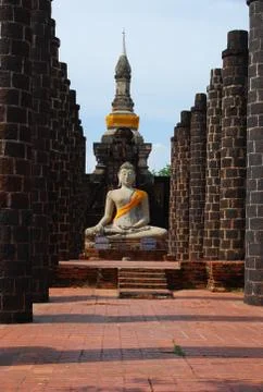 Old buddha statue Stock Photos