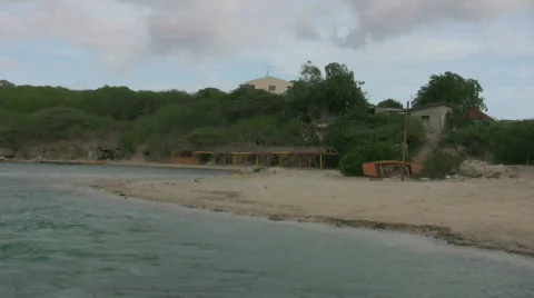 Old building on a beach 3 Video stock 320325