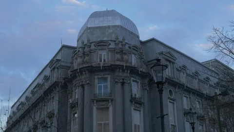Old building in Bucharest Vídeos de archivo 88222312