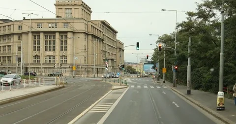Old Building in Europe Vídeos de archivo 81885260
