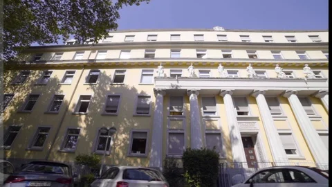 Old building facade Видео 103855494
