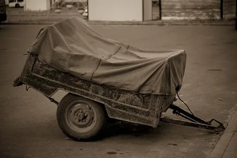 Old car trailer 库存照片