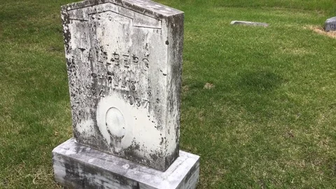 Old Cemetery Headstone 스톡 동영상 75969720