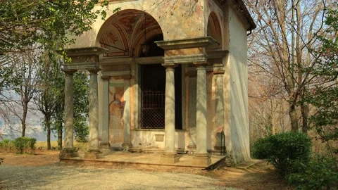 Old chapel of the sacred mountain of orta san giulio in italy 스톡 동영상 176280596