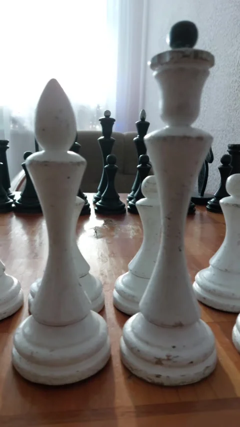 Old chess on an old chessboard Video stock 266190634