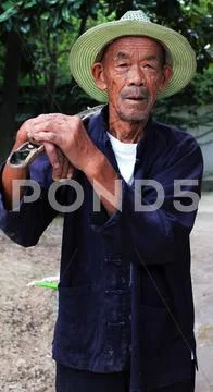 Old Chinese Farmer in Shaoxing, China Stock Photos