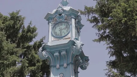 Old city clock in Central Square of Braila, Romania 動画素材 83044498
