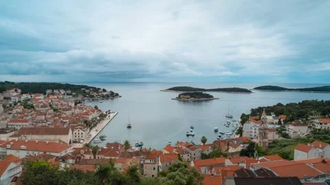 Old City Coastal Hyperlapse Featuring a Bustling Mediterranean Harbor View Stock-Footage 331104491