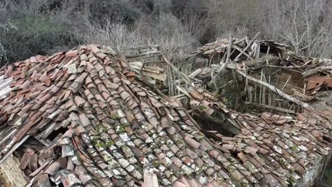 Оld collapsed roof Video stock 170021736