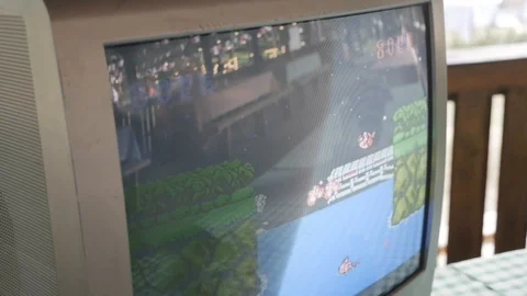 Old computer game on the screen 库存影片 116986039