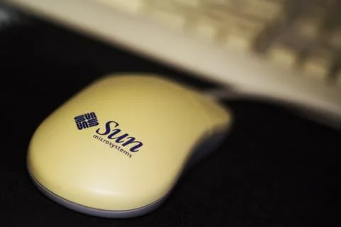 Old computers sun microsystem band Stock Photos