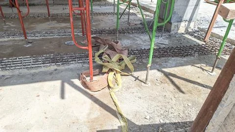 Old construction slings Stock Photos