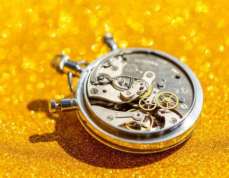 An old countdown timer opened up showing all the details of the mechanism ... 写真素材