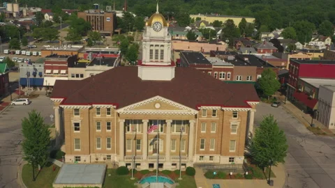 Old Courthouse Jasper, IN Vídeos de archivo 138967810