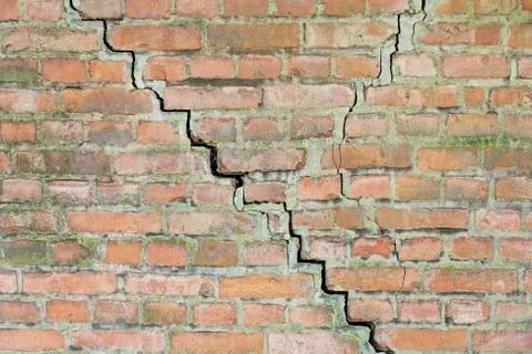 Old cracked brick wall Stock Photos