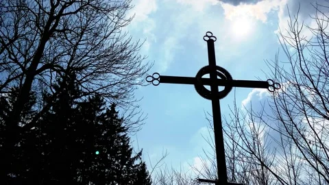 Old cross on graveyard Stock Footage 151485270