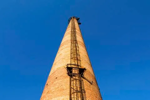 Old crumbling pipe made of bricks. Foto stock