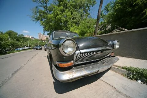 Old damaged car Stock Photos