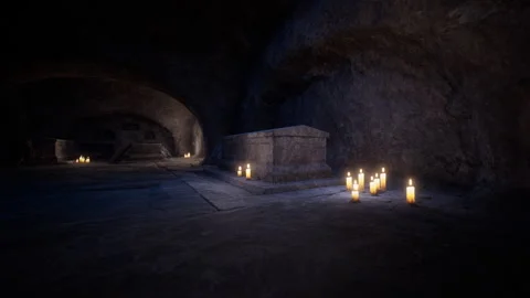 Old dark catacombs with candles Stock-Footage 252884945