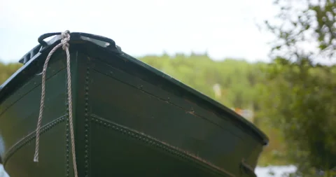 Old dark green canoe / Front view 2 動画素材 130929033