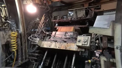 Old die casting machine at metal factory Video stock 348171181