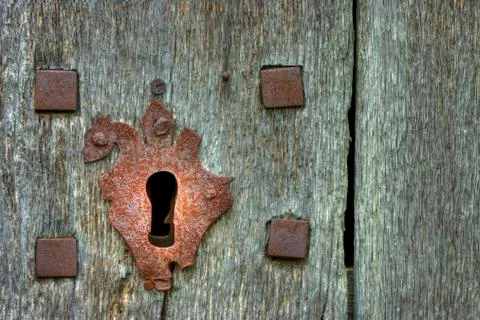 Old door and lock Stockfoto's