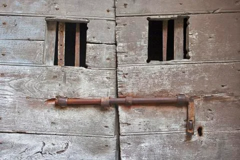 Old door with latch Stockfoto's