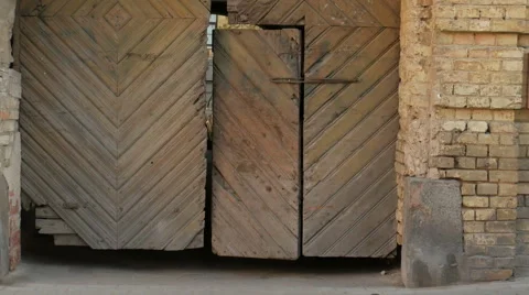 Old doors open Video stock 63359951