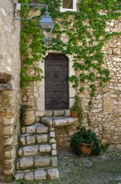 Old doors with steps Stock-Fotos