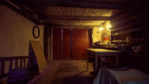 Old dusty mechanics workshop with old tools covered by dust Stock-Footage 131118959