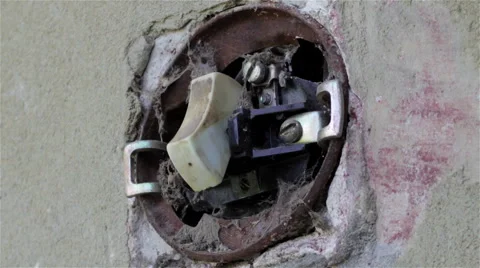 Old electric switch 스톡 동영상 68077999