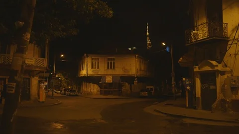 Old empty street night tower old tbilisi old town 库存影片 109104452
