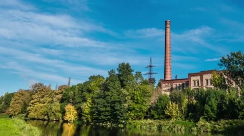 Old factory time lapse Stock Footage 42912587