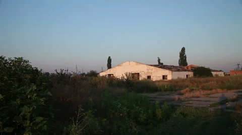 An Old Farm Видео 52882969