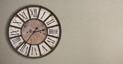 Old fashioned clock on the wall, timelapse 12H  Video stock 55773743