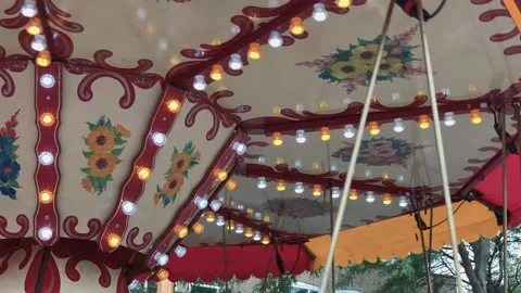 Old-fashioned Merry-go-round 库存影片 139443644
