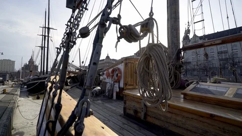 Old-fashioned ship on the dock Video stock 95864488
