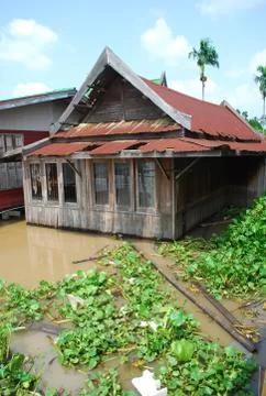 Old floating wood home Stock Photos
