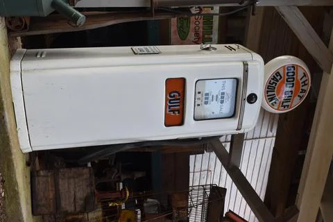 Old gas pump Stock-Fotos