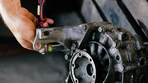 Old gear shift box from a front-wheel drive car Video stock 336732968