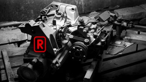 Old gear shift box for a front-wheel drive car example Video stock 337665104