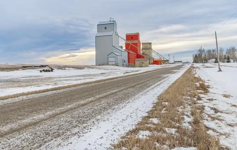 Old Grain Elevators at Mossleigh 写真素材
