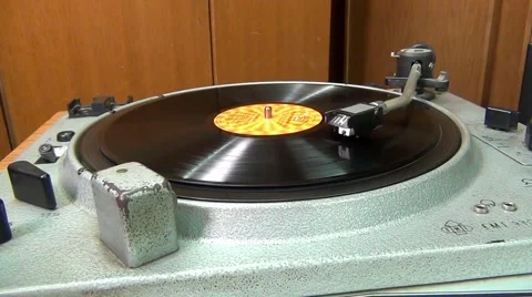 Old gramophone ,,EMT 930" Vídeo Stock 63471567