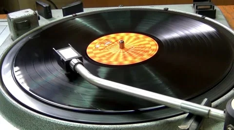 Old gramophone ,,EMT 930" Vídeo Stock 63498215