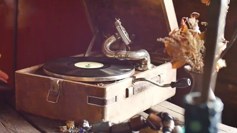 Old Gramophone, playing a record, close up Loop-able Vintage Video mans hand Video stock 75249282