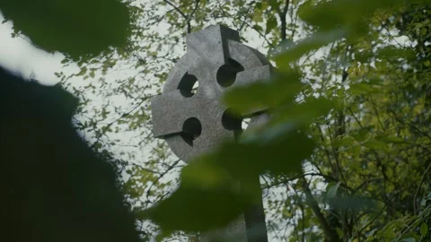 Old Headstone 動画素材 285398287